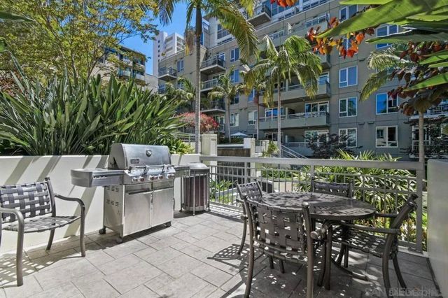 300 W Beech St 1705, San Diego, CA 92101