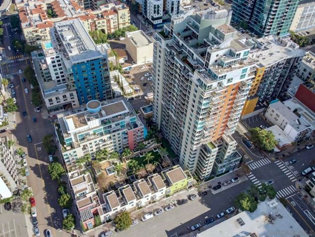 300 W Beech St 1705, San Diego, CA 92101