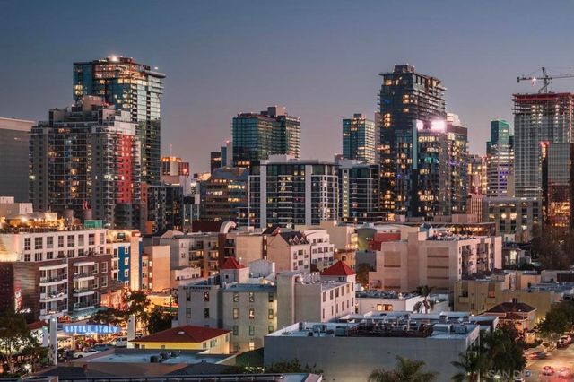 300 W Beech St 1705, San Diego, CA 92101