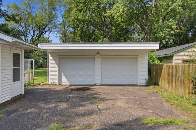 638 Selma Street, Eau Claire, WI 54703