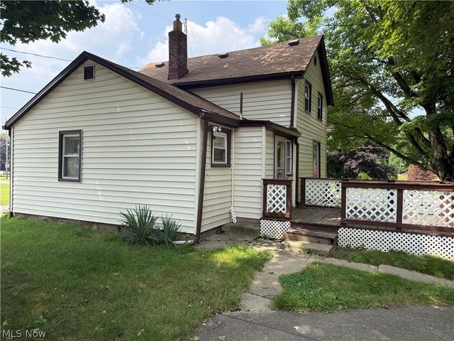 1644 W Mahoning Trumbull Co Line Road, Mineral Ridge, OH 44440