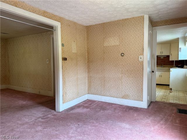 1644 W Mahoning Trumbull Co Line Road, Mineral Ridge, OH 44440