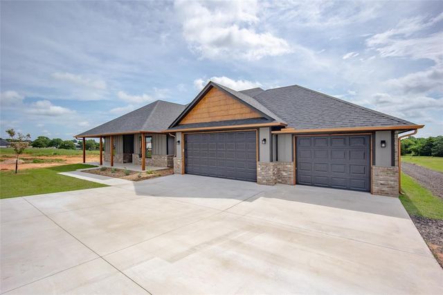 1427 County Street 2977, Blanchard, OK 73010