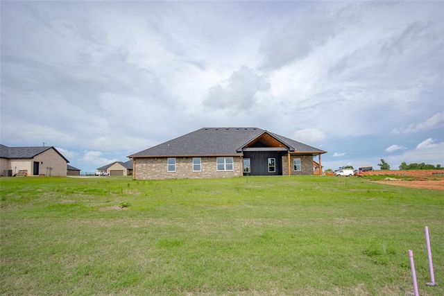 1427 County Street 2977, Blanchard, OK 73010