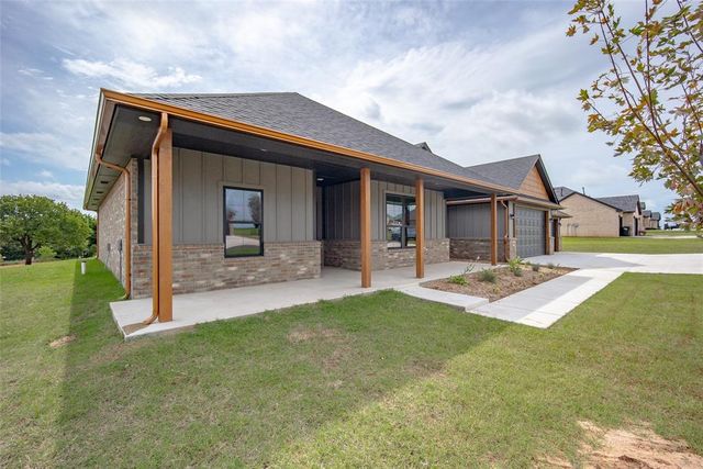 1427 County Street 2977, Blanchard, OK 73010