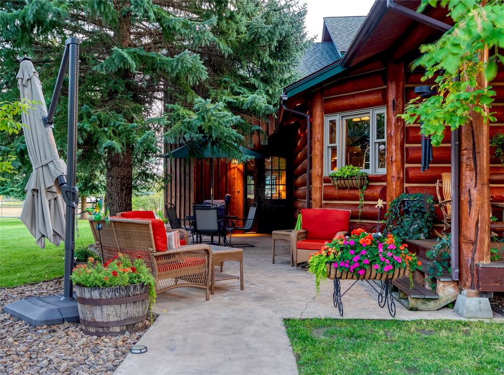 556 Windy Acres Drive, Columbia Falls, MT 59912 photo 12