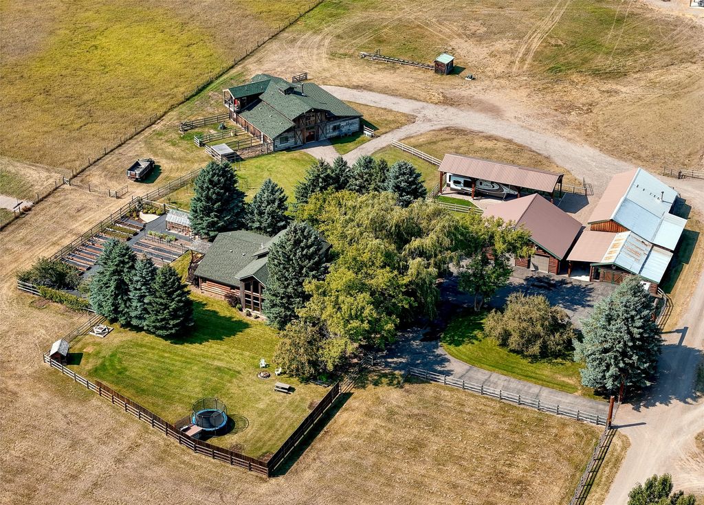 556 Windy Acres Drive, Columbia Falls, MT 59912 photo 9