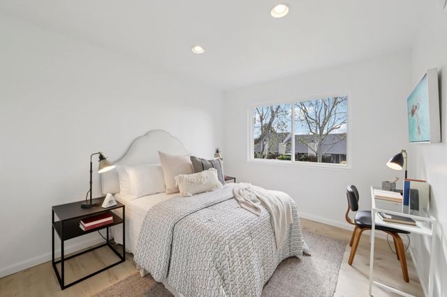 854 Erickson Lane, Foster City, CA 94404