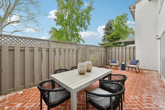 854 Erickson Lane, Foster City, CA 94404