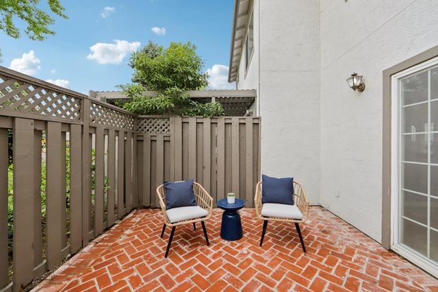 854 Erickson Lane, Foster City, CA 94404