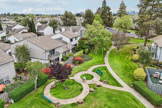 854 Erickson Lane, Foster City, CA 94404