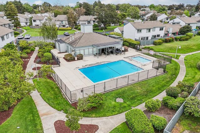 854 Erickson Lane, Foster City, CA 94404