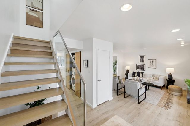 854 Erickson Lane, Foster City, CA 94404