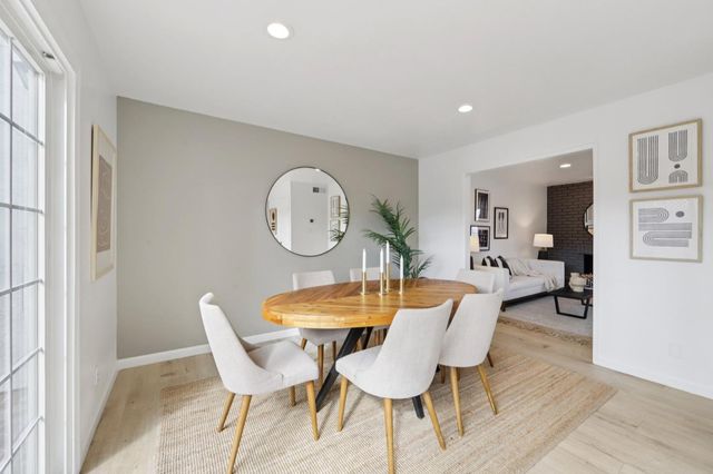 854 Erickson Lane, Foster City, CA 94404