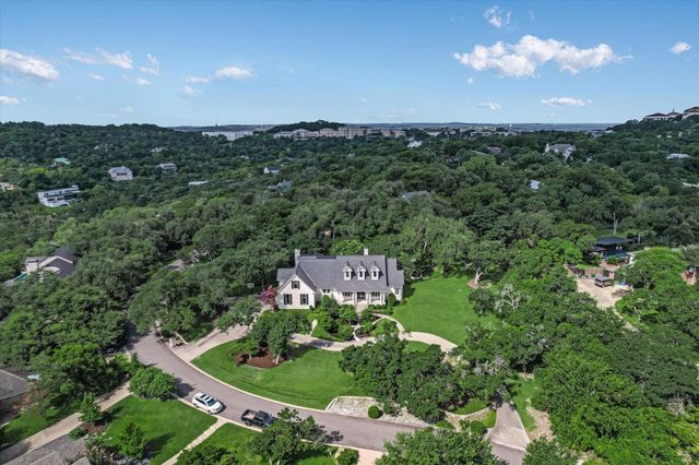 18 Ehrlich RD, Austin, TX 78746