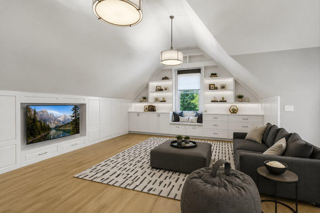 18 Ehrlich RD, Austin, TX 78746