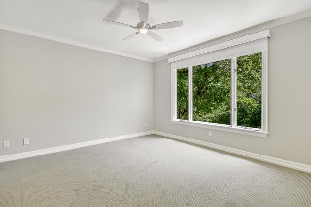 18 Ehrlich RD, Austin, TX 78746