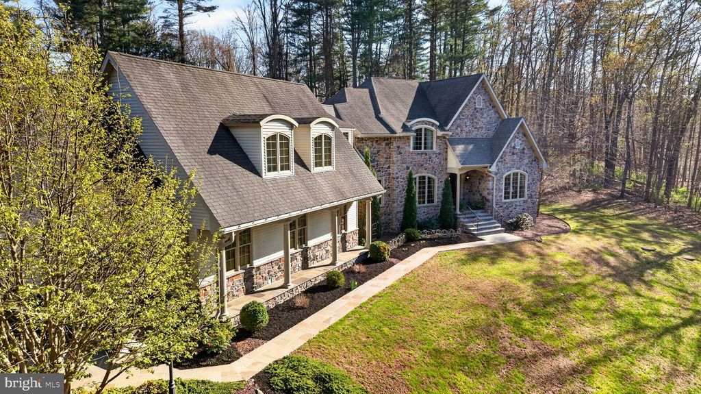 Image 11 of property listing at 3814 ROCKS STATION RD, Street, MD 21154