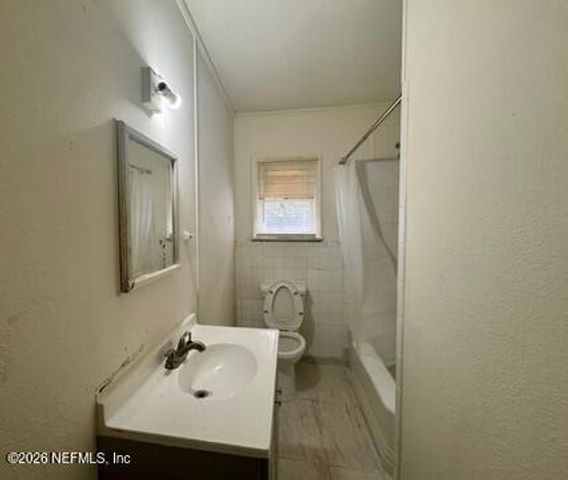 5420 LEAMING Avenue, Jacksonville, FL 32254