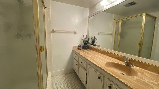 6051 NW 61st Avenue 211, Tamarac, FL 33319