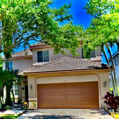 1587 Winterberry Ln, Weston, FL 33327