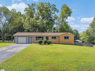 116 E Hill Drive, Easley, SC 29642