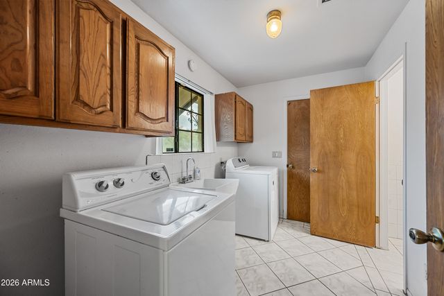 7358 E Alamo Way, Globe, AZ 85501