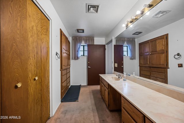 7358 E Alamo Way, Globe, AZ 85501