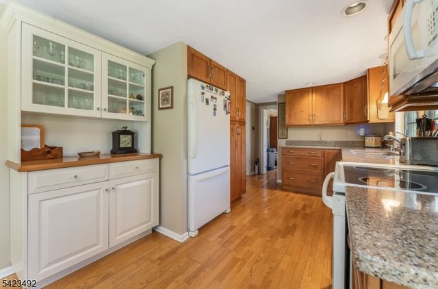 1100 Stanton Lebanon Rd, Clinton Twp., NJ 08833