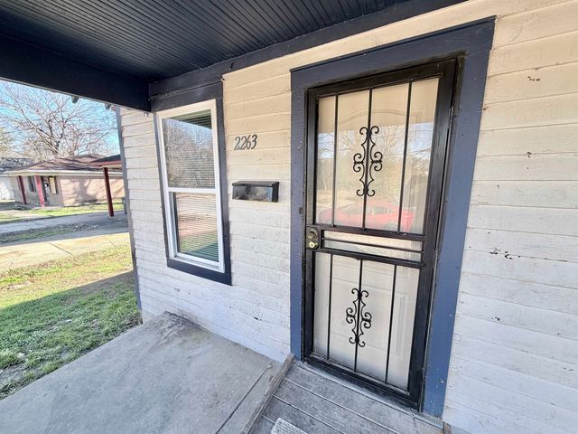 2261 HUNTER AVE, Memphis, TN 38108