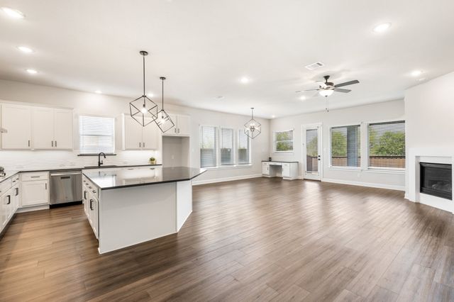 1919 Birch Street, Mansfield, TX 76063