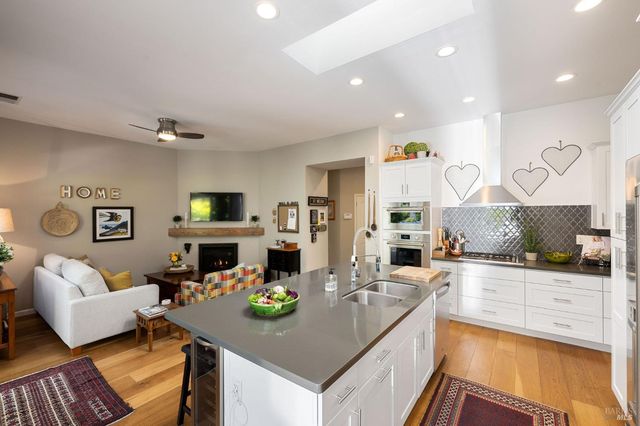 806 Chiles Ave, St. Helena, CA 94574