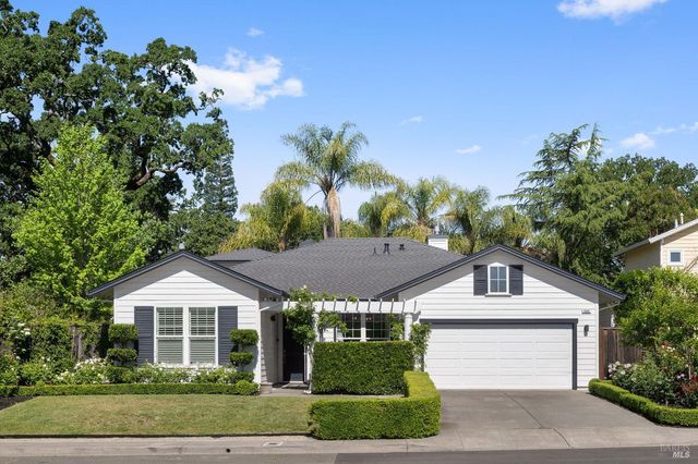 806 Chiles Ave, St. Helena, CA 94574