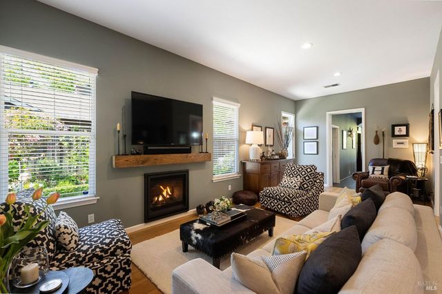 806 Chiles Ave, St. Helena, CA 94574