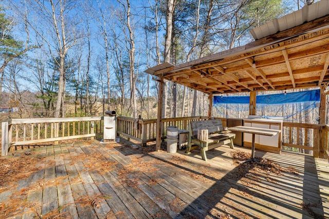 365 Isolane RD, Callaway, VA 24067