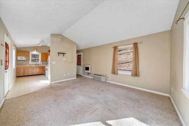 365 Isolane RD, Callaway, VA 24067