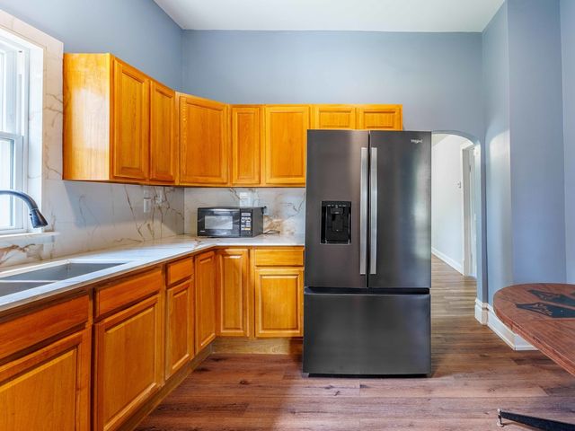 6731 S Loomis Boulevard, Chicago, IL 60636