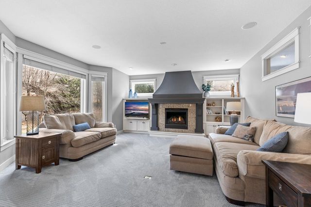 11364 Entrevaux Drive, Eden Prairie, MN 55347