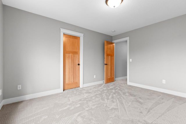 11364 Entrevaux Drive, Eden Prairie, MN 55347