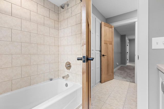 11364 Entrevaux Drive, Eden Prairie, MN 55347