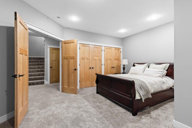 11364 Entrevaux Drive, Eden Prairie, MN 55347