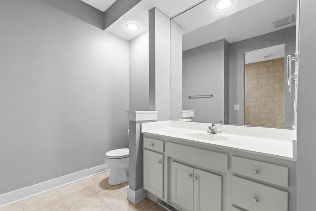 11364 Entrevaux Drive, Eden Prairie, MN 55347