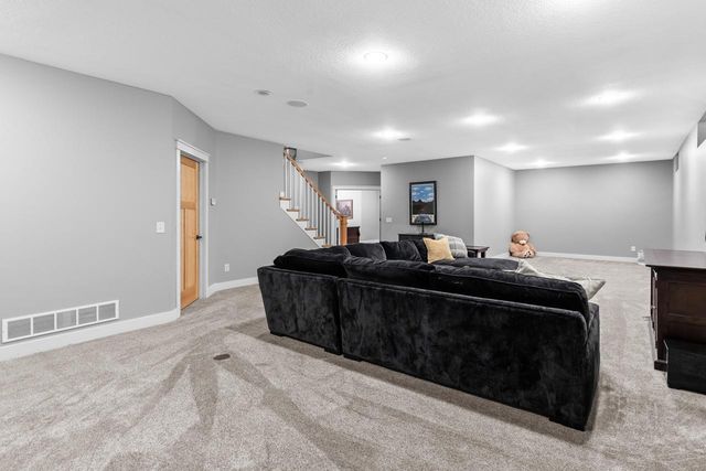 11364 Entrevaux Drive, Eden Prairie, MN 55347