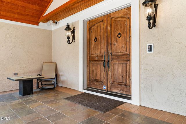 801 Oxbow Crossing Road, Chapel Hill, NC 27516