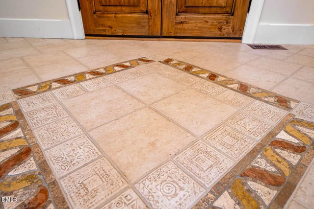 801 Oxbow Crossing Road, Chapel Hill, NC 27516