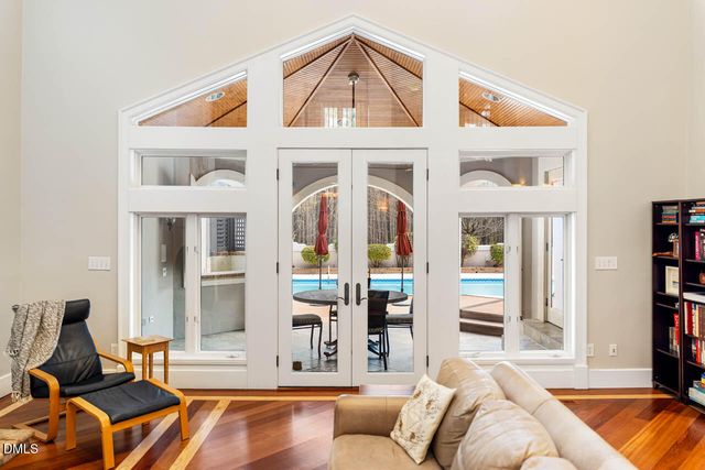 801 Oxbow Crossing Road, Chapel Hill, NC 27516