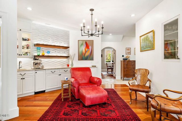 801 Oxbow Crossing Road, Chapel Hill, NC 27516