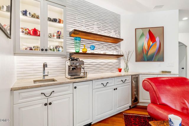 801 Oxbow Crossing Road, Chapel Hill, NC 27516