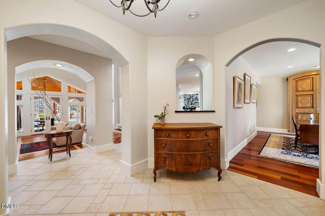 801 Oxbow Crossing Road, Chapel Hill, NC 27516