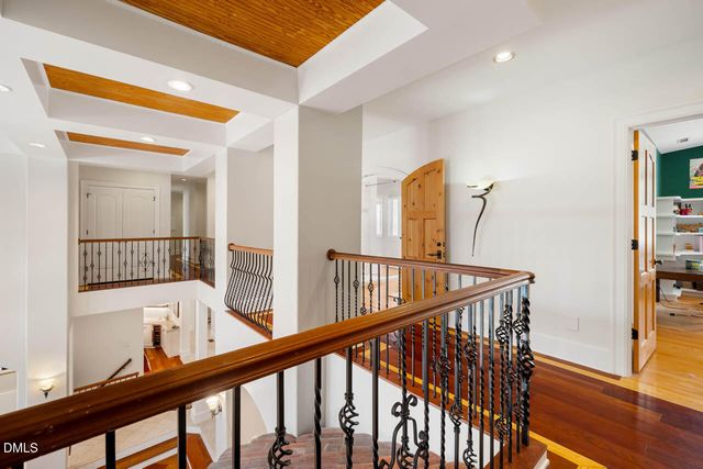 801 Oxbow Crossing Road, Chapel Hill, NC 27516